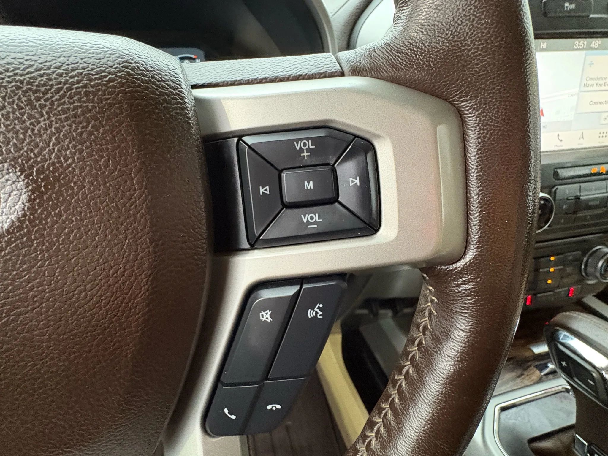 Used 2018 Ford F150 Lariat w/ Equipment Group 502A Luxury image 38