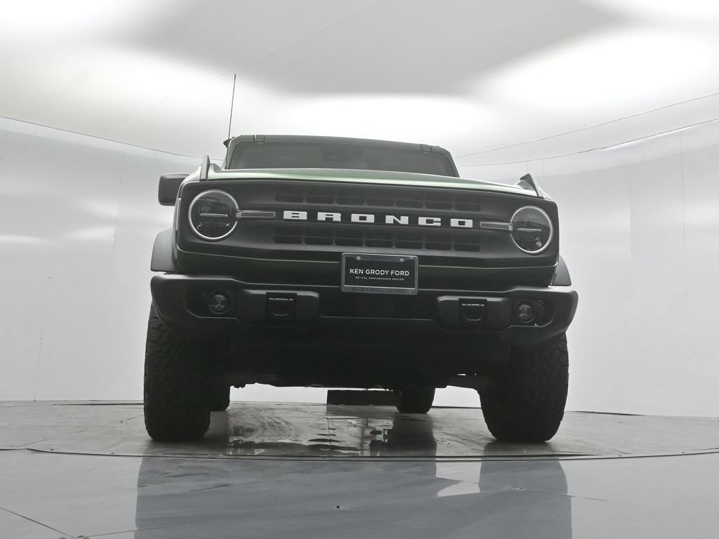 Certified 2024 Ford Bronco Black Diamond AWD/4WD image 43