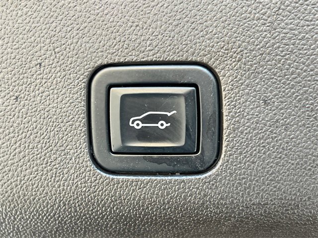 Used 2021 GMC Yukon XL SLT image 19