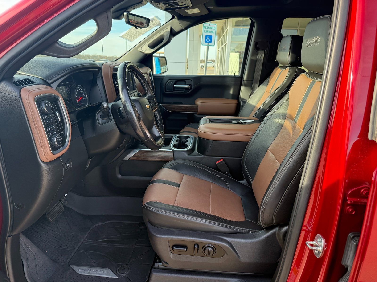 Used 2021 Chevrolet Silverado 1500 High Country w/ Technology Package AWD/4WD image 11