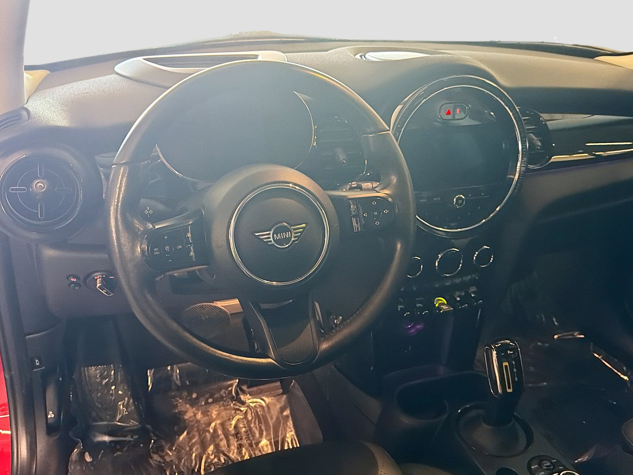 Used 2022 MINI Cooper SE w/ Driver Assistance Package FWD image 18