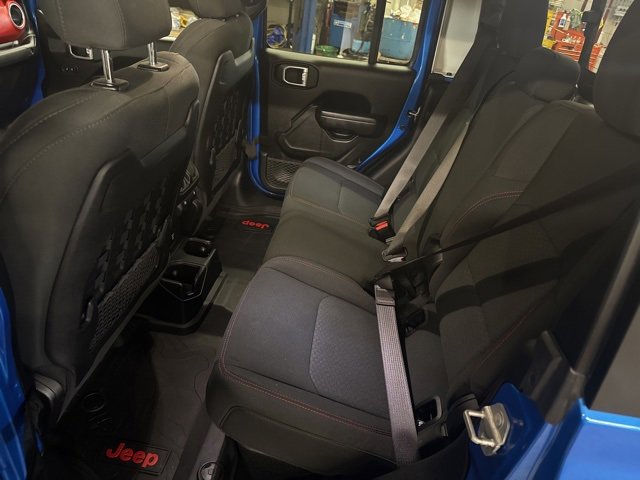 Used 2021 Jeep Gladiator Rubicon w/ Cold Weather Group image 20