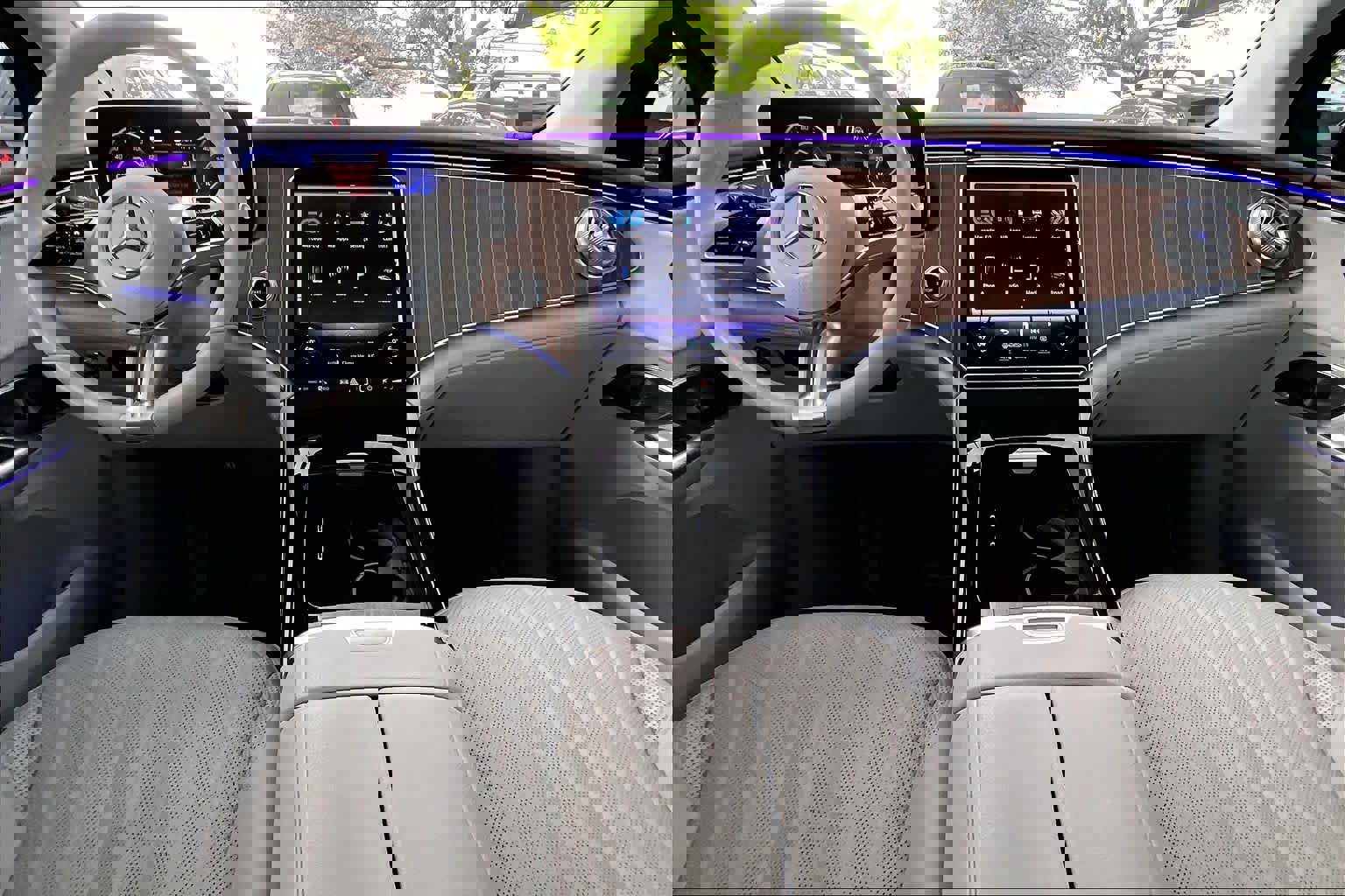 Certified 2023 Mercedes-Benz EQE 500 4MATIC SUV image 15