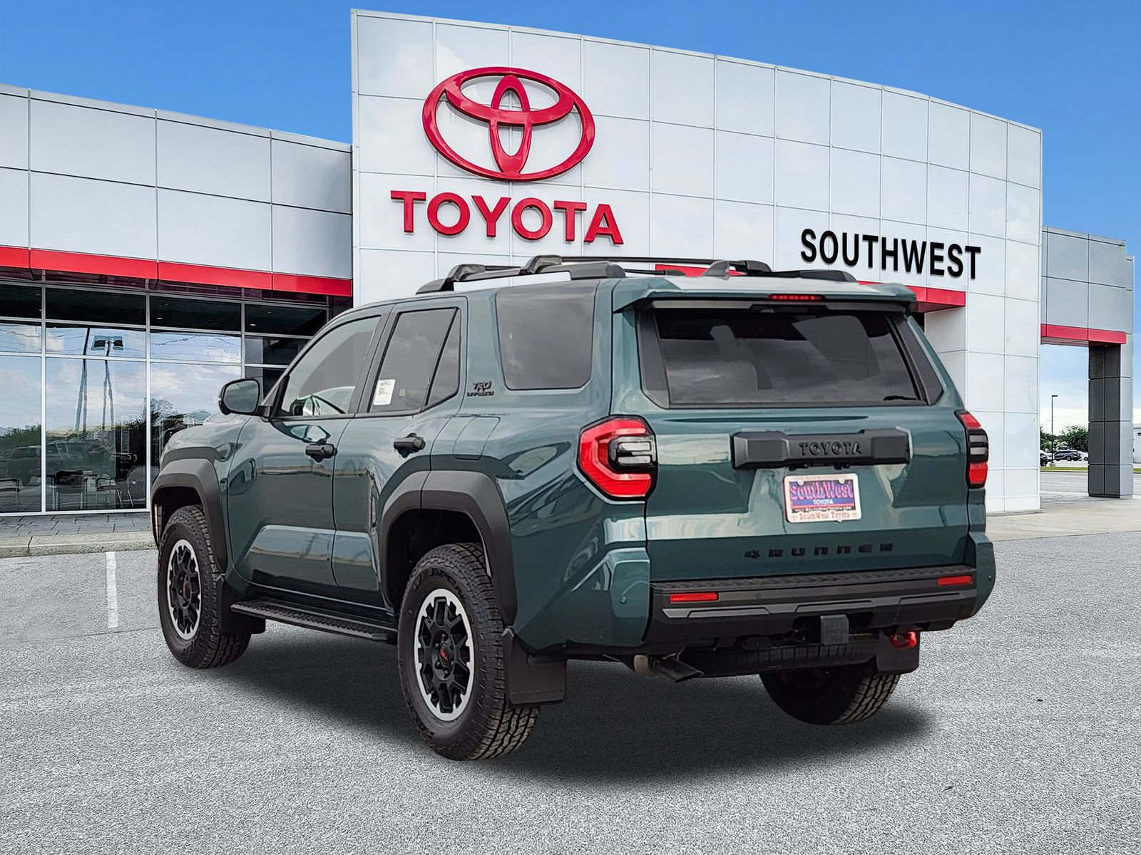 New 2026 Toyota 4Runner TRD Off-Road Premium w/ Tow Technology Package AWD/4WD image 4