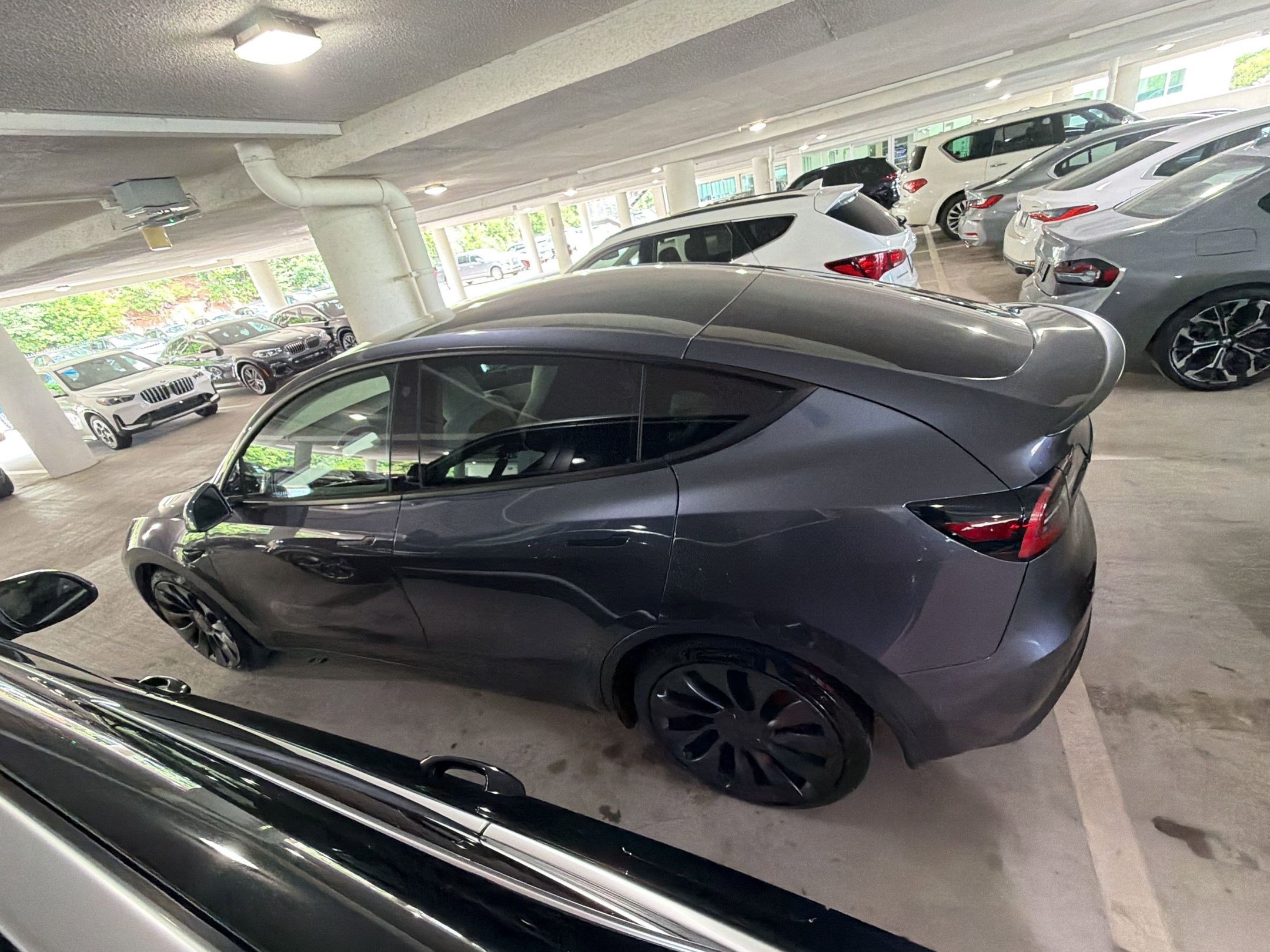 Used 2022 Tesla Model Y Performance AWD/4WD image 2