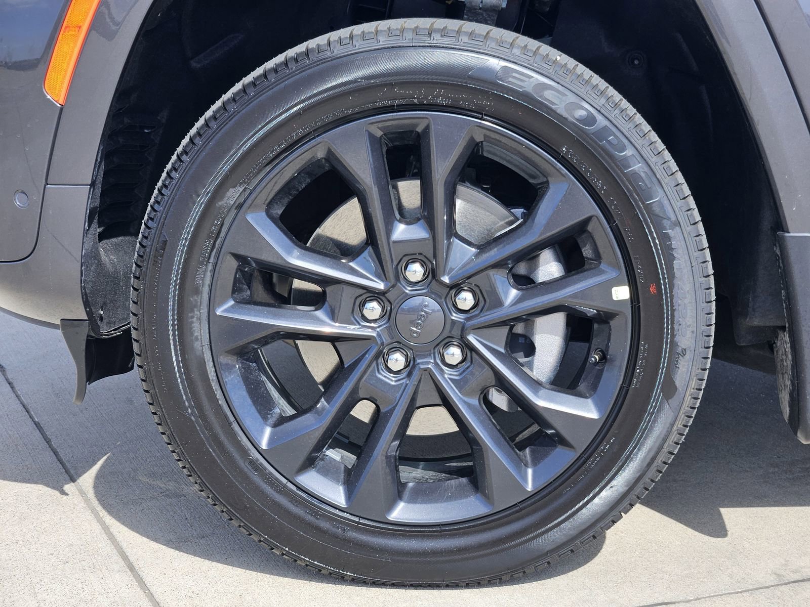 New 2026 Jeep Grand Cherokee L Limited image 12