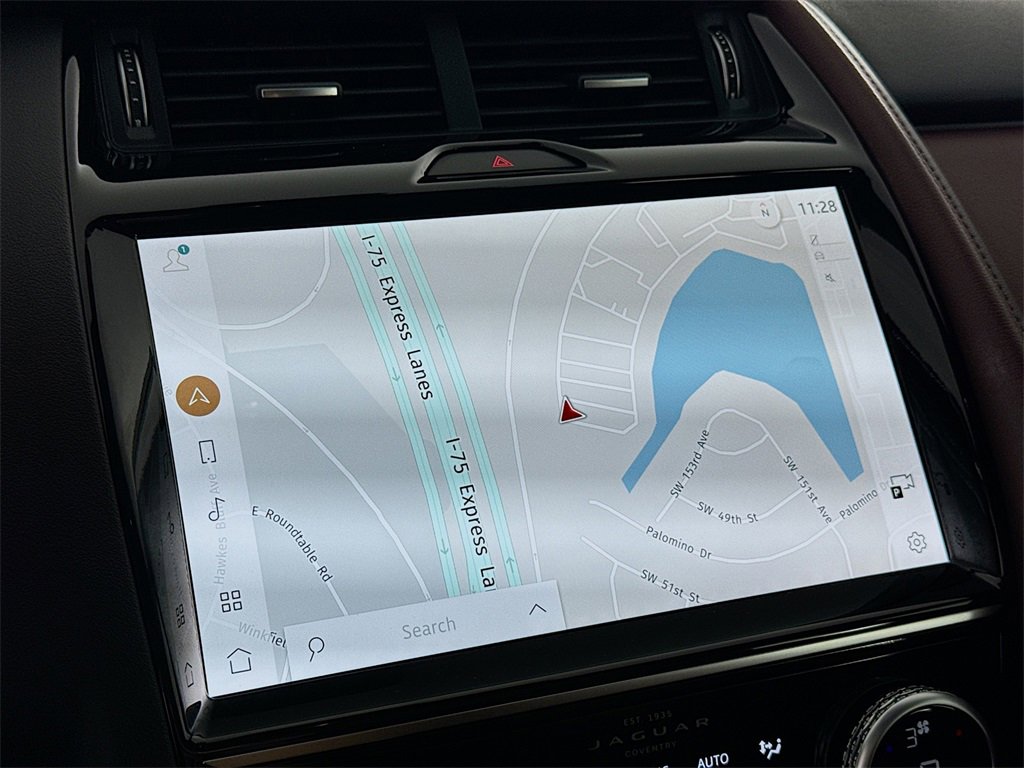 New 2024 Jaguar E-PACE R-Dynamic SE image 13
