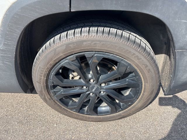 Certified 2020 GMC Terrain SLE w/ Driver Convenience Package image 12