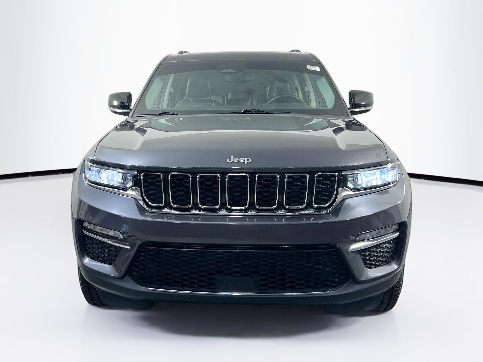 Used 2022 Jeep Grand Cherokee Limited AWD/4WD image 2