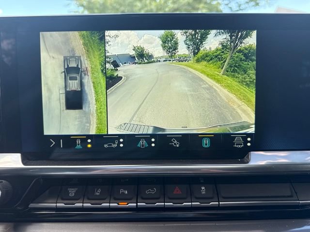 Used 2024 Chevrolet Silverado 2500 High Country w/ High Country Premium Package AWD/4WD image 27