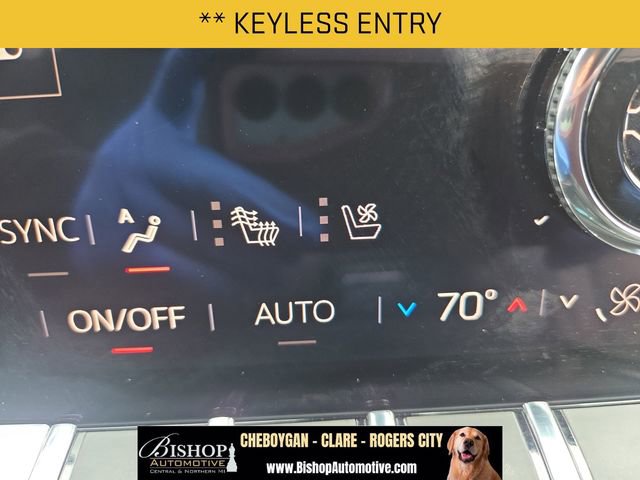 Used 2025 GMC Yukon Denali w/ LPO, Floor Liner Package AWD/4WD image 7