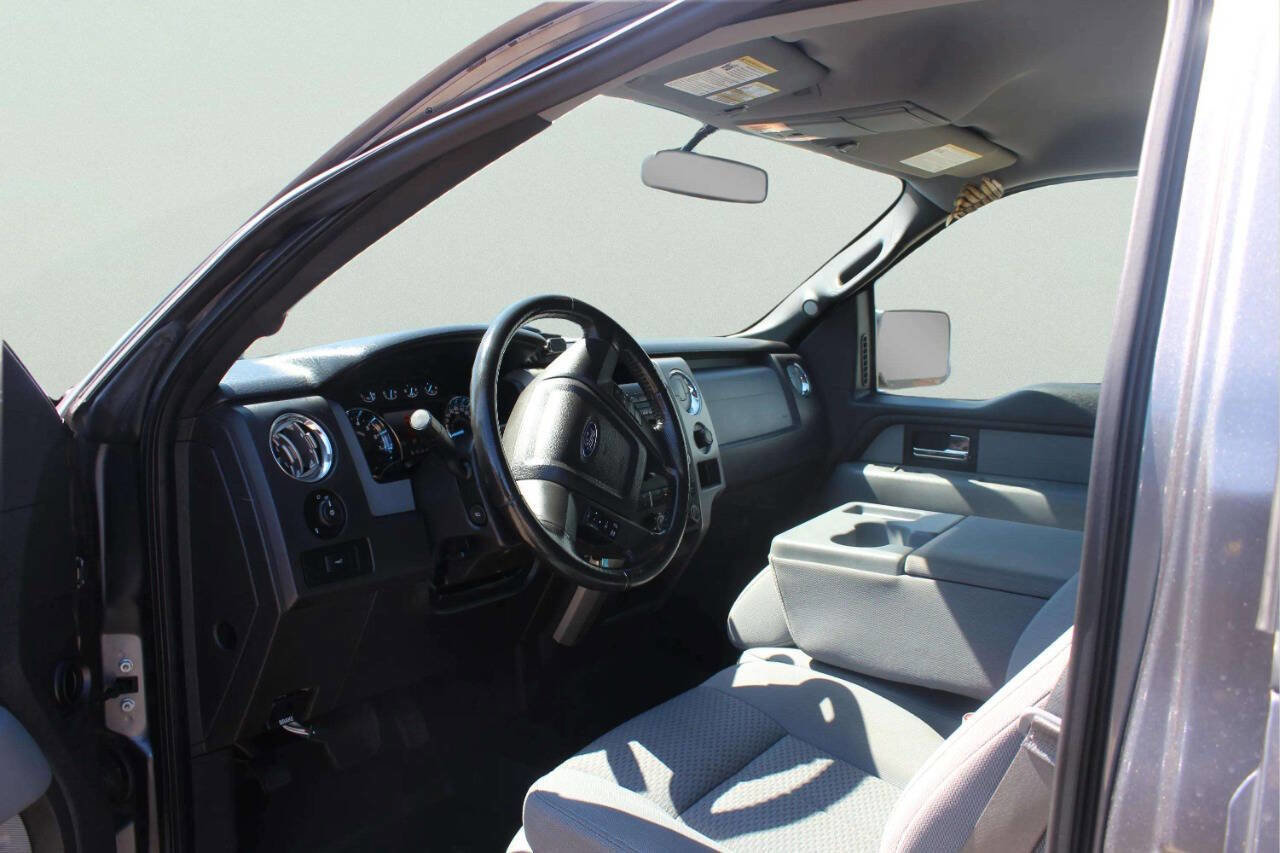 Used 2012 Ford F150 XLT w/ XLT Chrome Pkg image 9