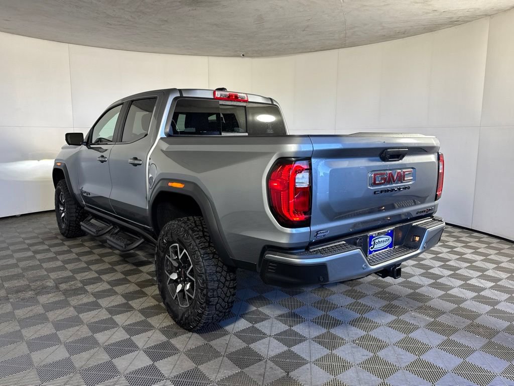New 2026 GMC Canyon AT4X w/ LPO, Black Badging Package AWD/4WD image 9