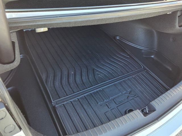 Used 2020 Acura TLX image 13