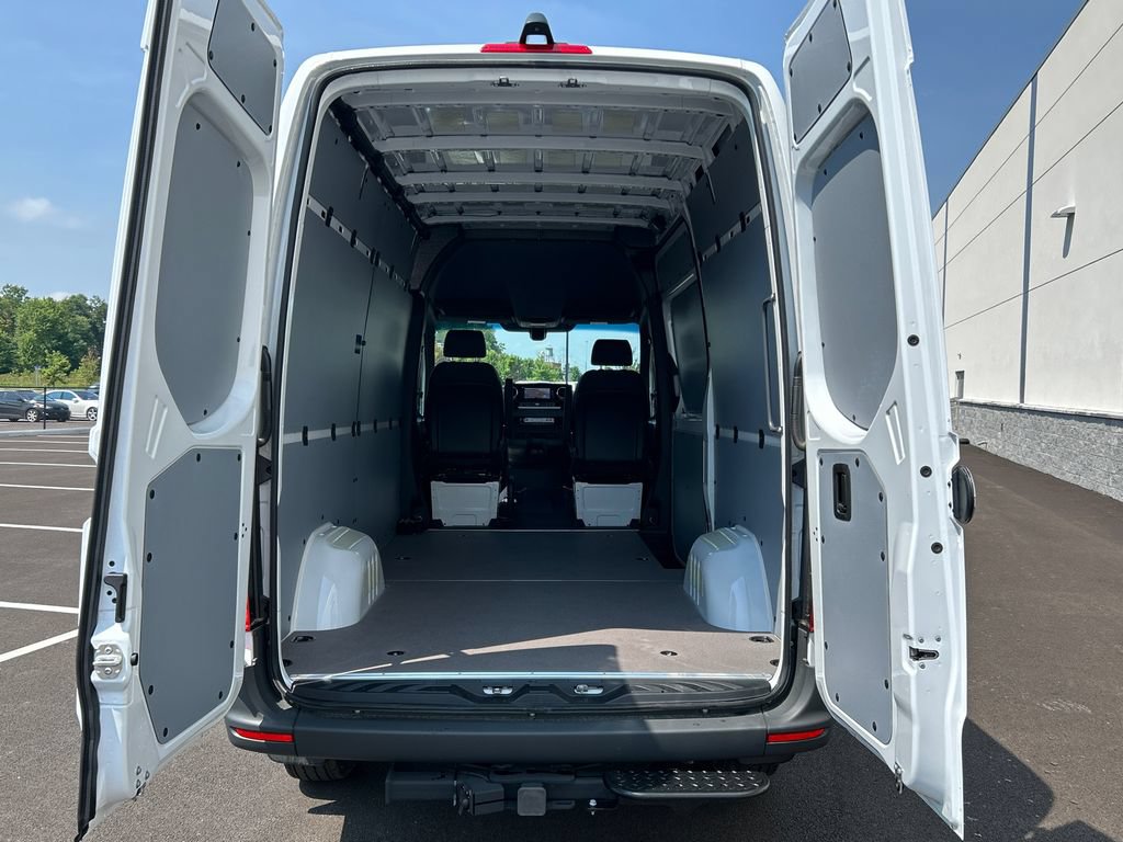New 2026 Mercedes-Benz Sprinter 2500 image 7