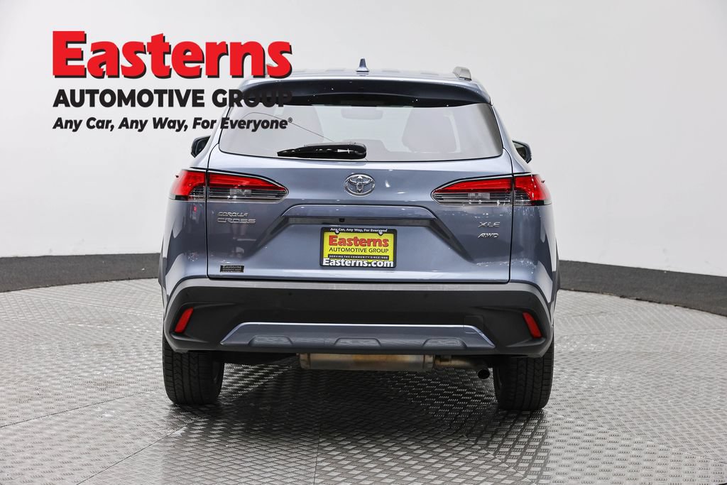 Used 2022 Toyota Corolla Cross XLE w/ Convenience Package AWD/4WD image 6