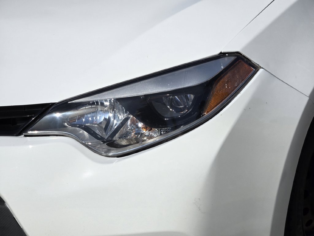 Used 2014 Toyota Corolla LE FWD image 6