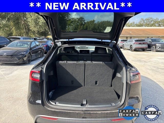 Used 2023 Tesla Model Y Long Range image 8