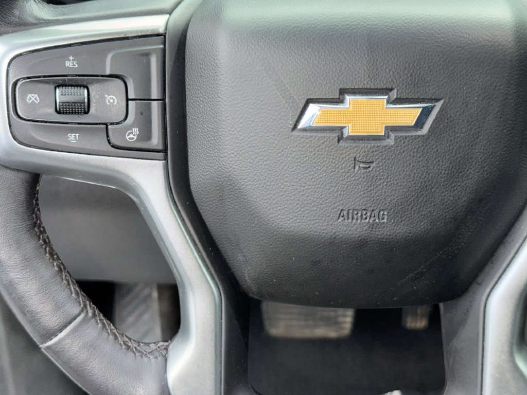 Used 2022 Chevrolet Silverado 1500 LT RWD image 17
