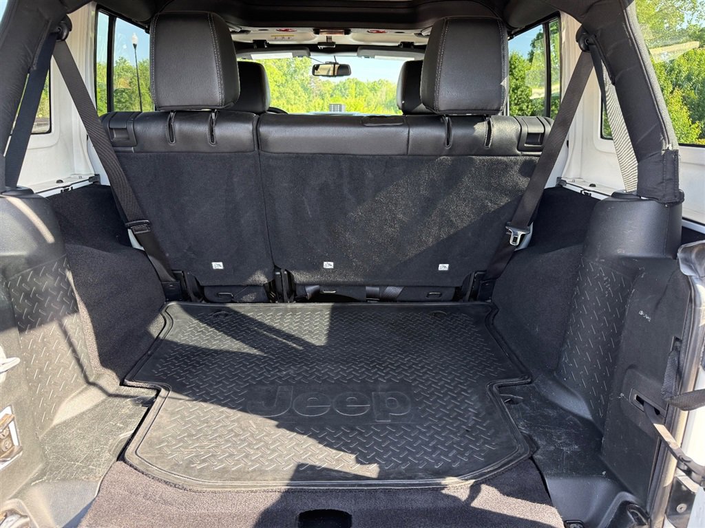 Used 2018 Jeep Wrangler Unlimited Sahara image 23
