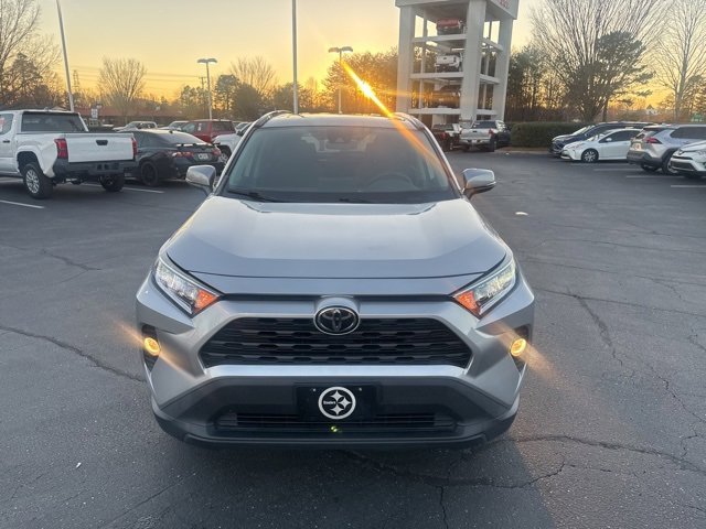 Used 2019 Toyota RAV4 XLE w/ Convenience Package image 2