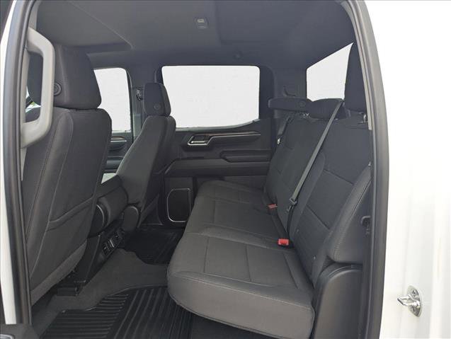 Used 2025 Chevrolet Silverado 1500 LT image 17