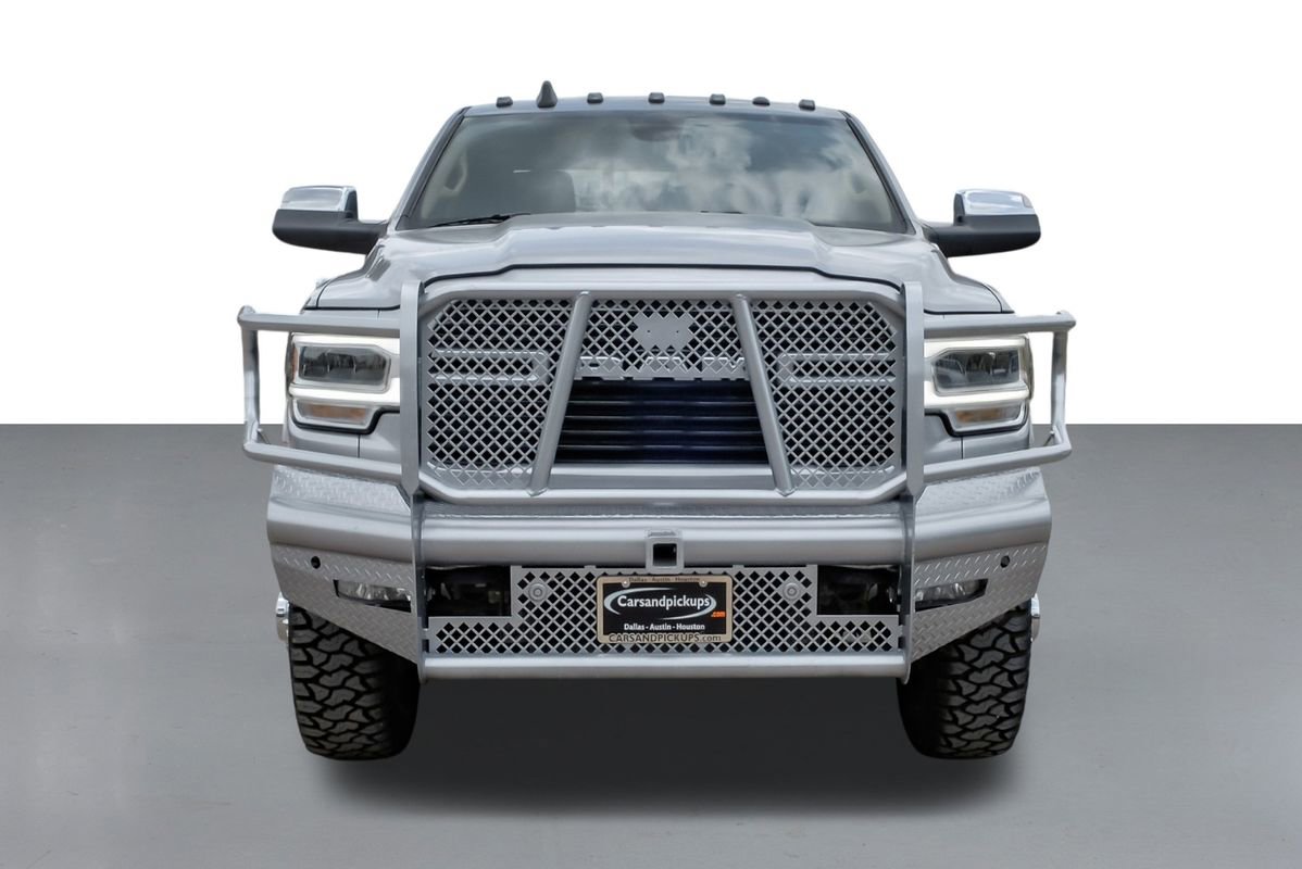 Used 2022 RAM 3500 Laramie AWD/4WD image 3