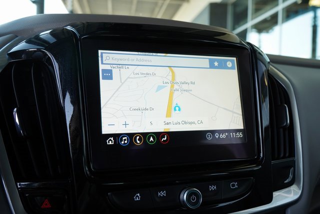 Used 2020 Chevrolet Traverse LT w/ LT Premium Package image 23