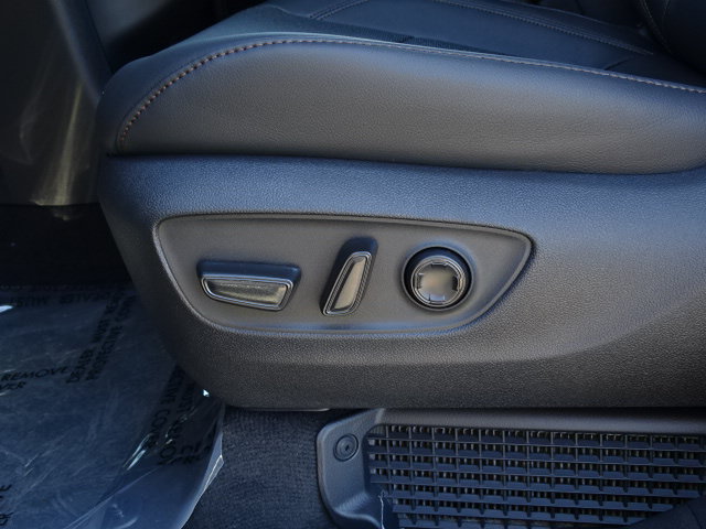 New 2026 Toyota Sienna Platinum AWD/4WD image 9