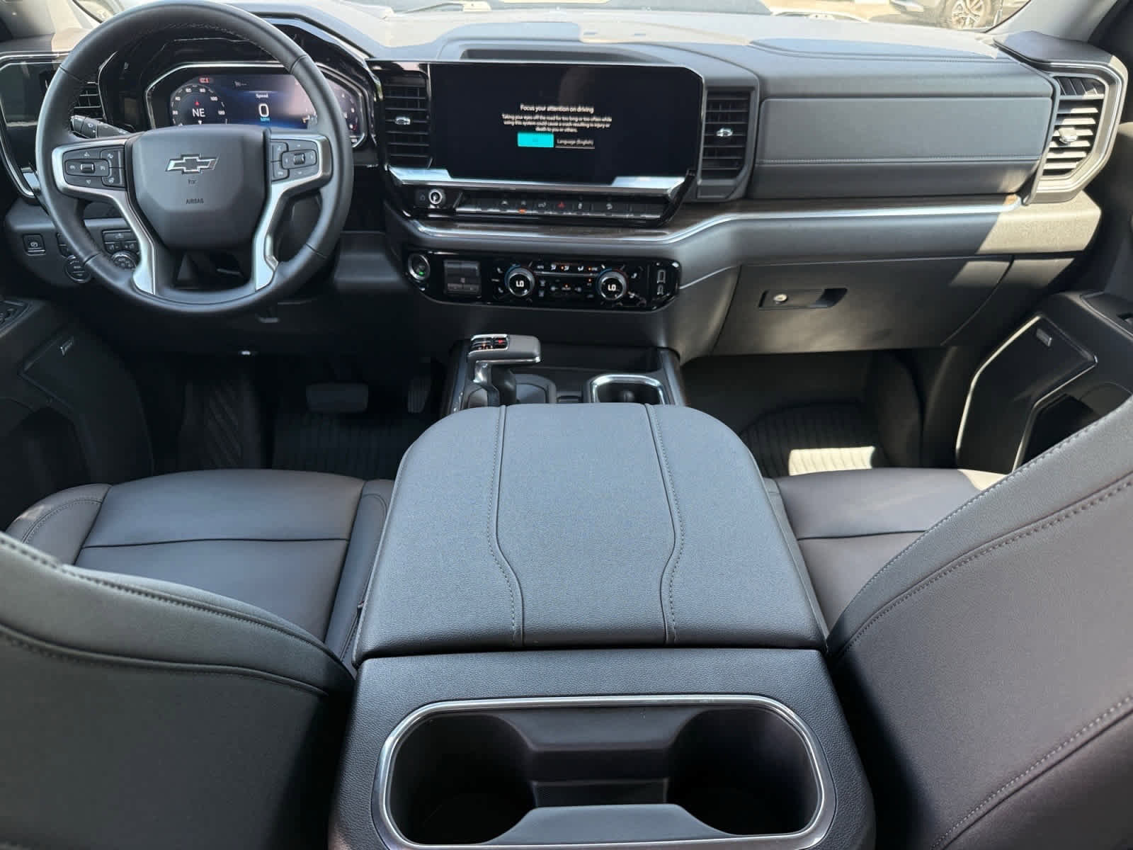 Used 2024 Chevrolet Silverado 1500 LT Trail Boss w/ Convenience Package II AWD/4WD image 13