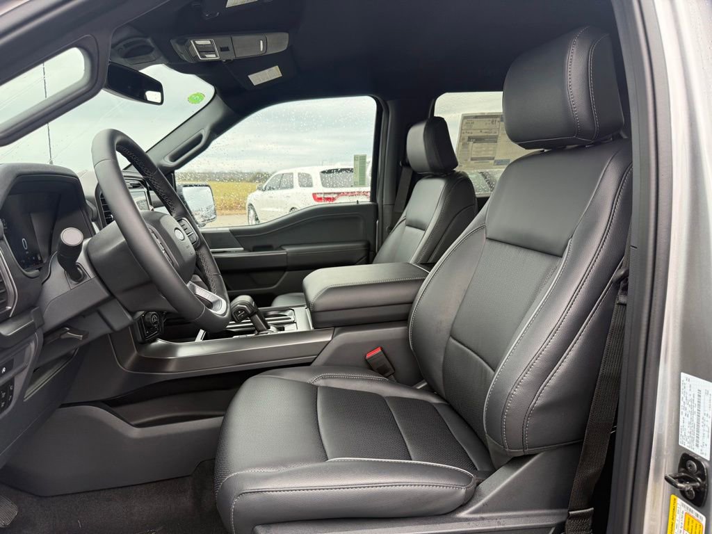 New 2025 Ford F150 Lariat w/ Equipment Group 501A Mid image 5