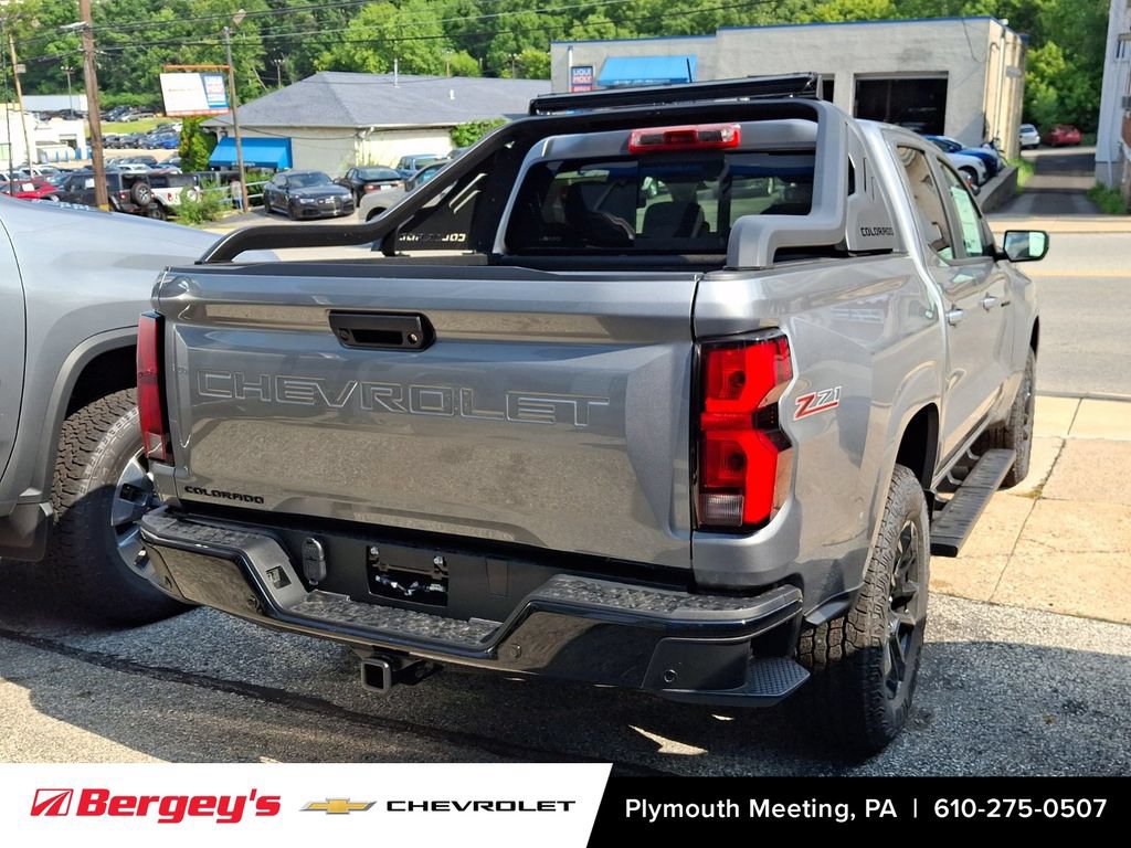 New 2026 Chevrolet Colorado Z71 w/ Midnight Edition AWD/4WD image 3