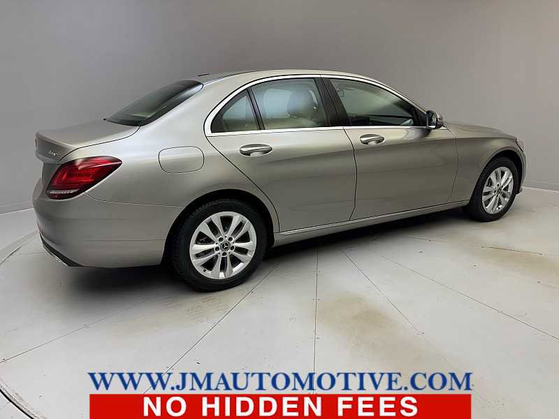 Used 2019 Mercedes-Benz C 300 4MATIC Sedan image 5