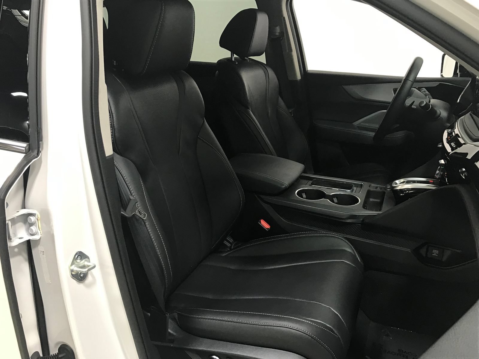 Used 2025 Acura MDX w/ Technology Package AWD/4WD image 8