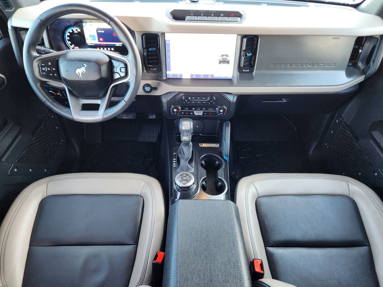 Used 2024 Ford Bronco Wildtrak image 30