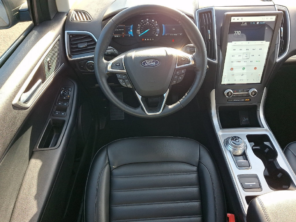 Certified 2024 Ford Edge SEL w/ Convenience Package AWD/4WD image 12