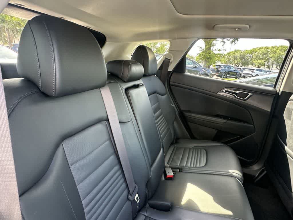 Certified 2023 Kia Sportage SX FWD image 14