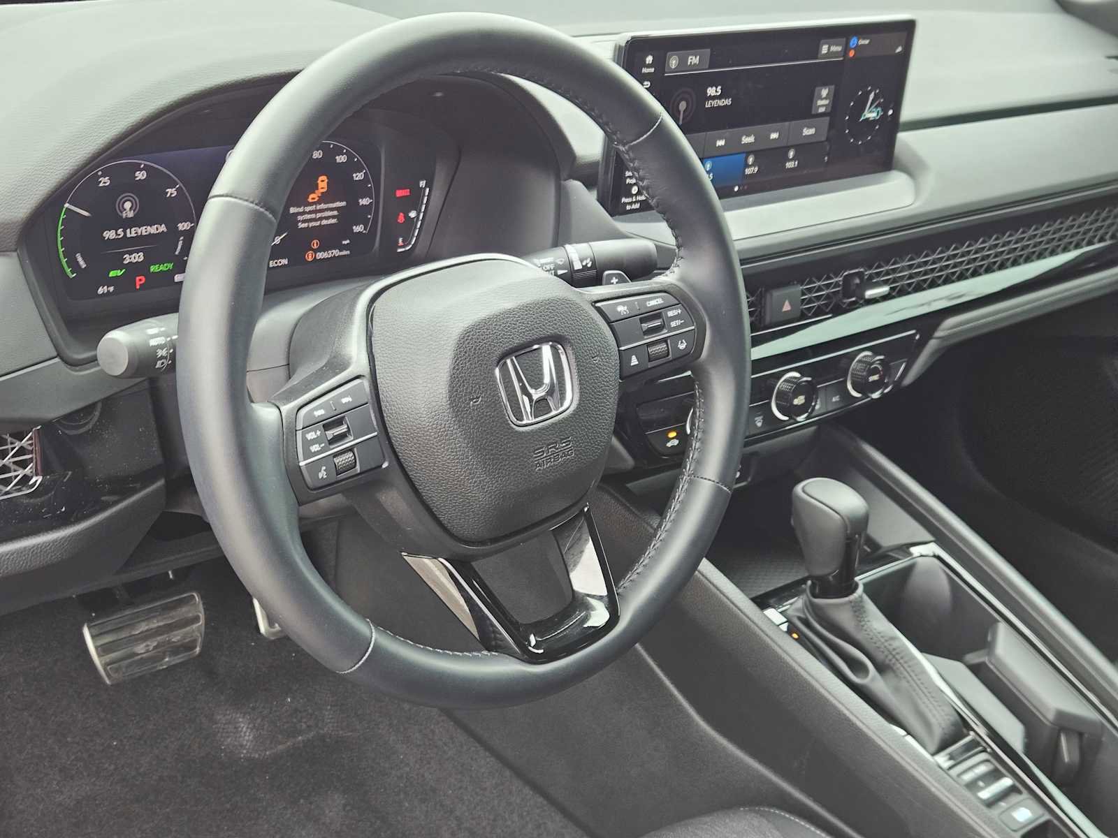 Used 2024 Honda Accord Sport image 2