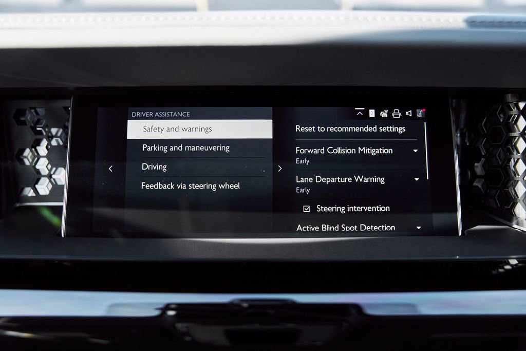 Used 2025 Rolls-Royce Phantom Sedan RWD image 83