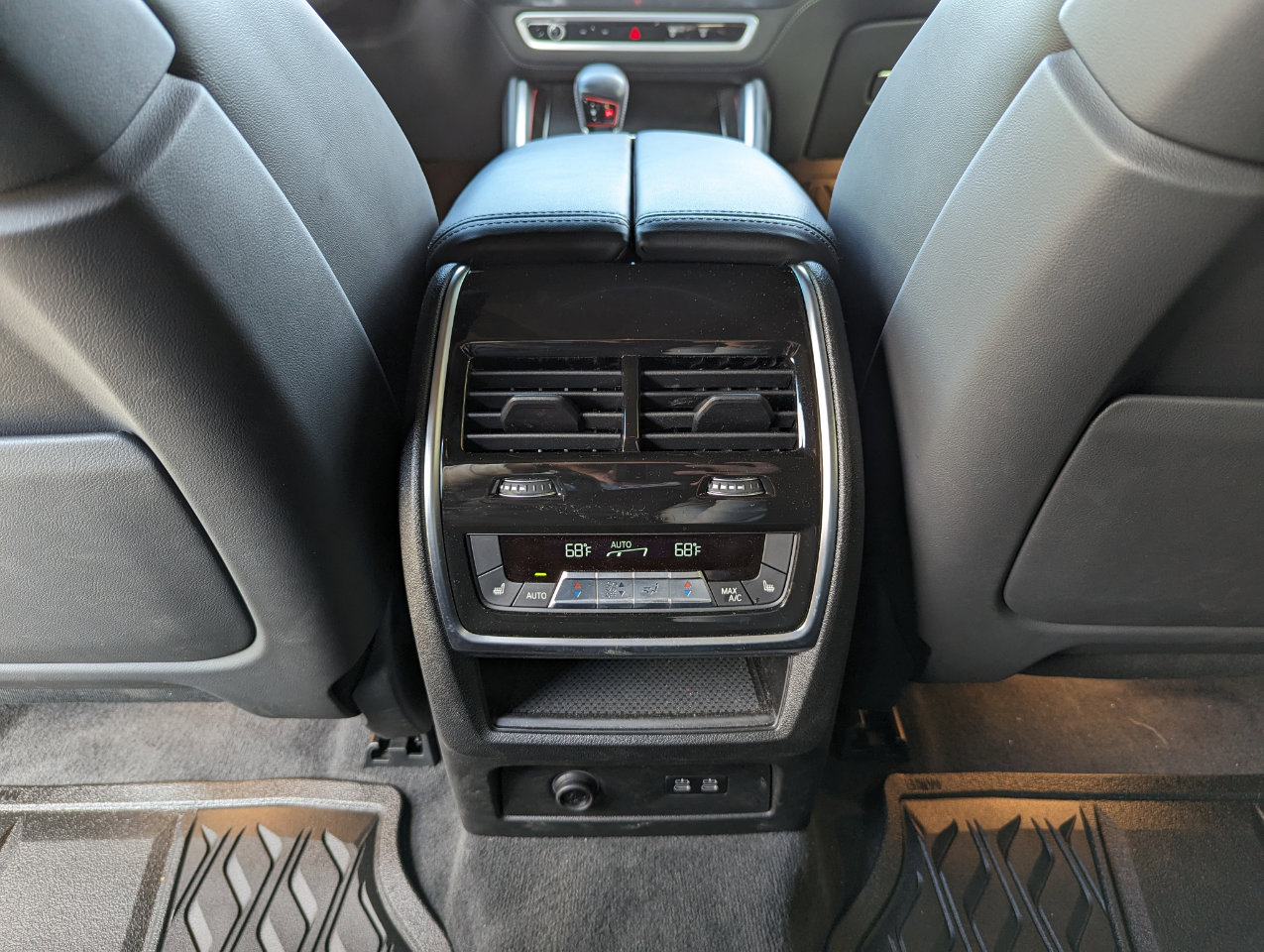 Used 2025 BMW XM Sports Activity Vehicle image 43