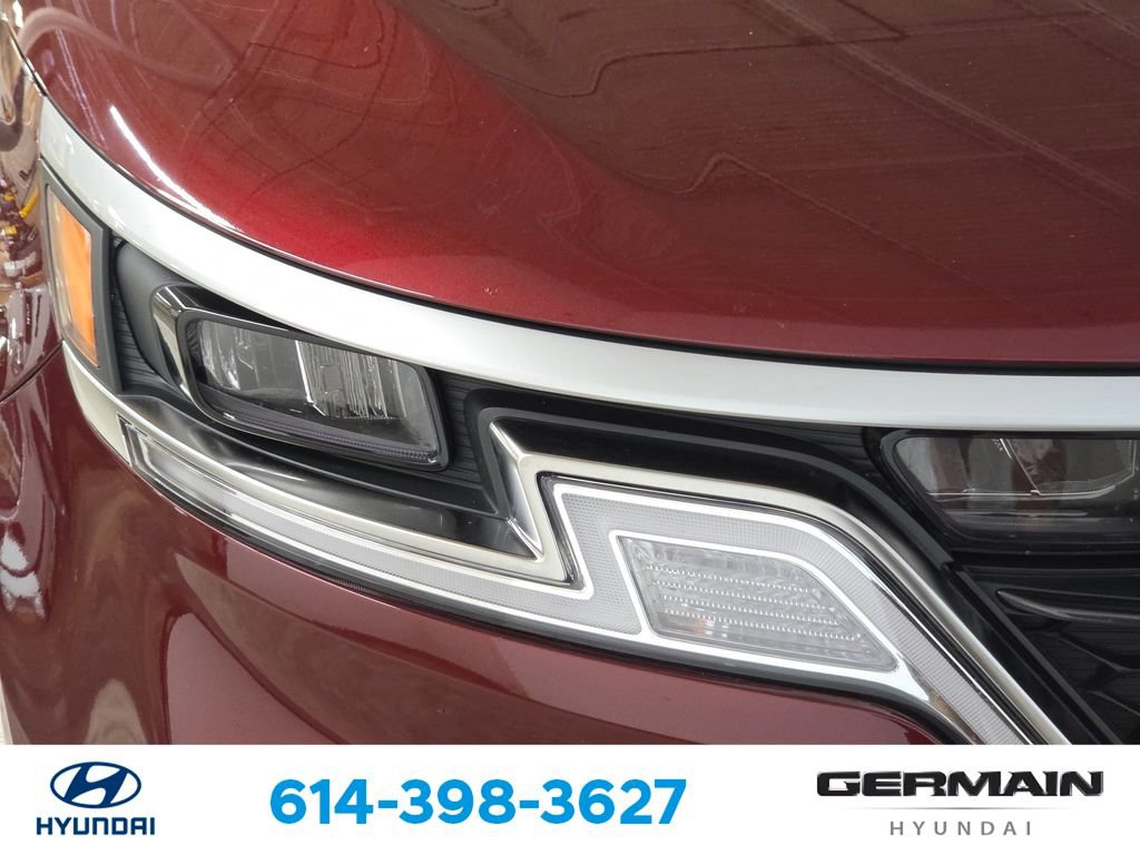 Used 2023 Kia Carnival LX FWD image 15