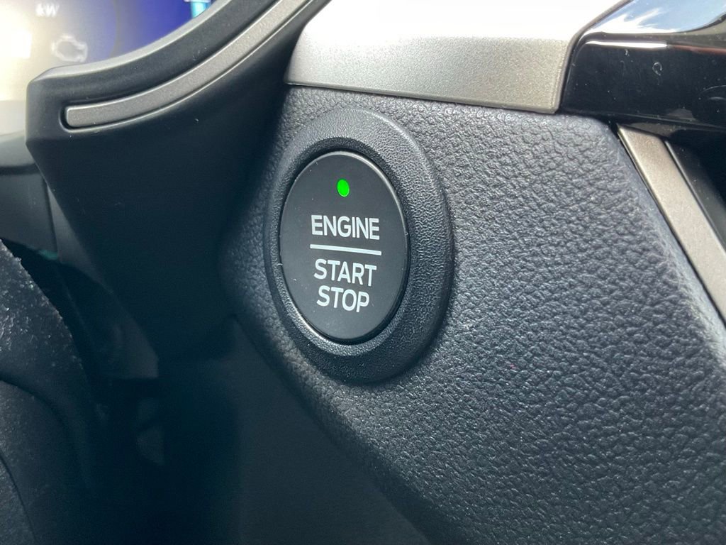 Used 2022 Ford Escape SEL w/ Technology Package image 22