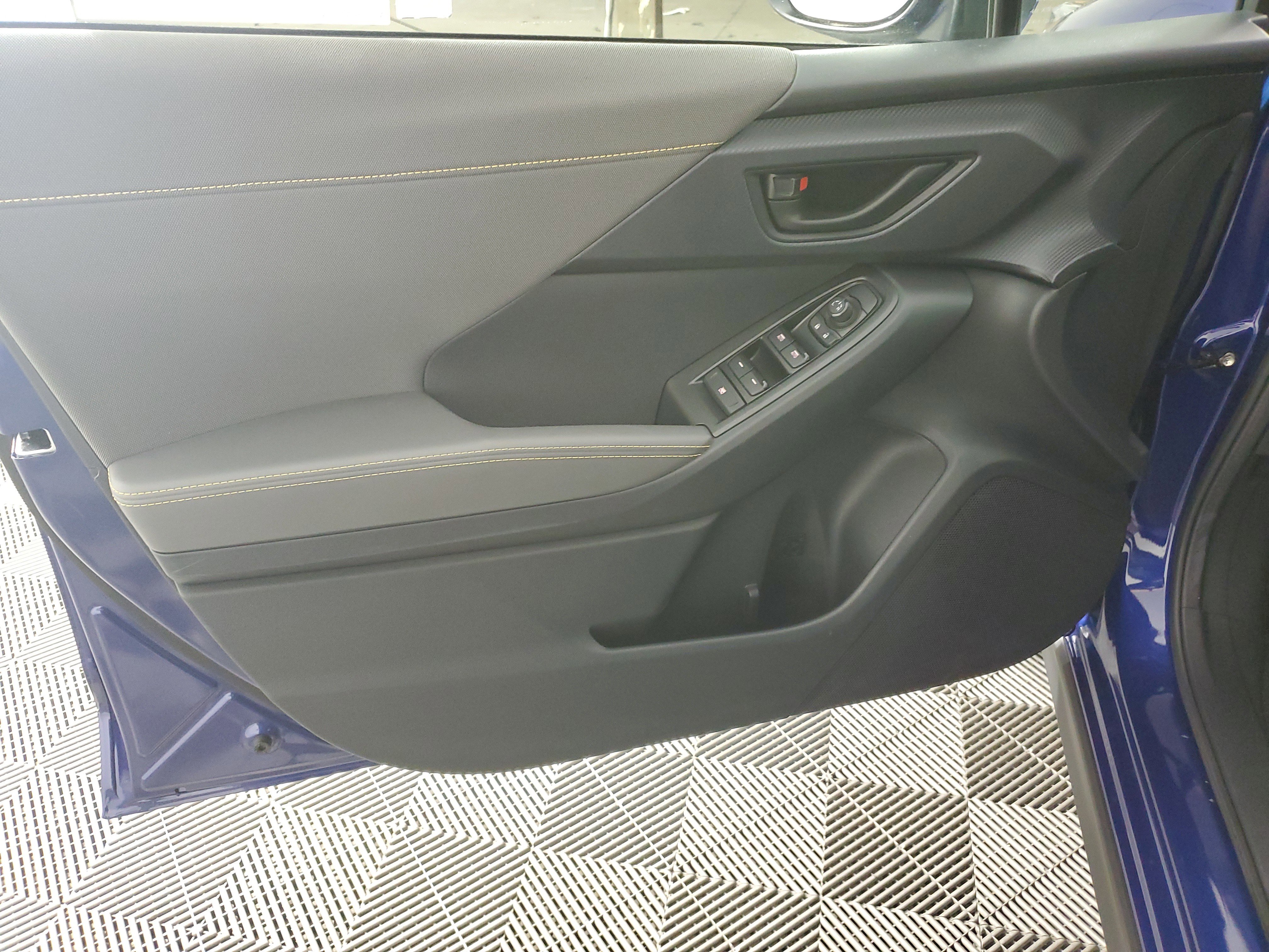 Used 2025 Subaru Crosstrek 2.5i Sport w/ Crosstrek Mirror Package image 27