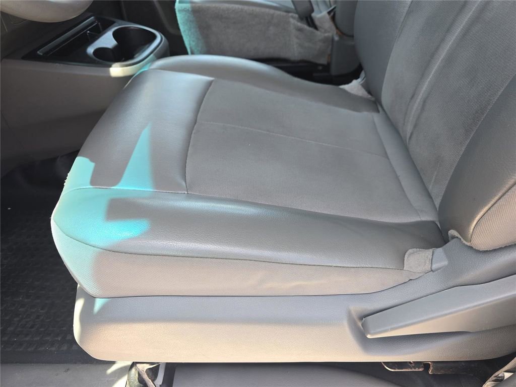 Used 2020 Nissan NV 1500 SV RWD image 16