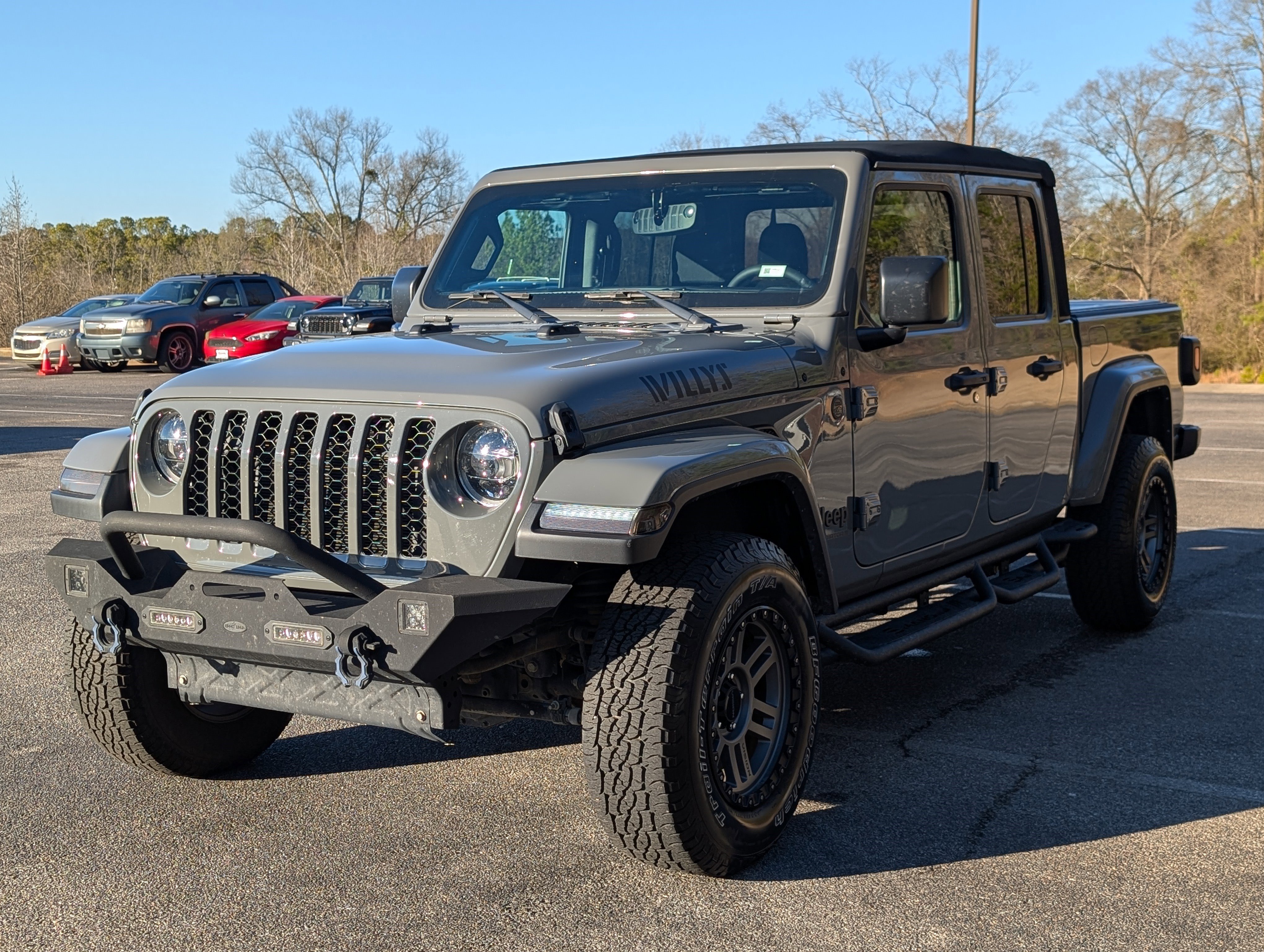 Used 2023 Jeep Gladiator Willys image 5
