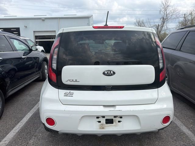 Used 2019 Kia Soul + image 6