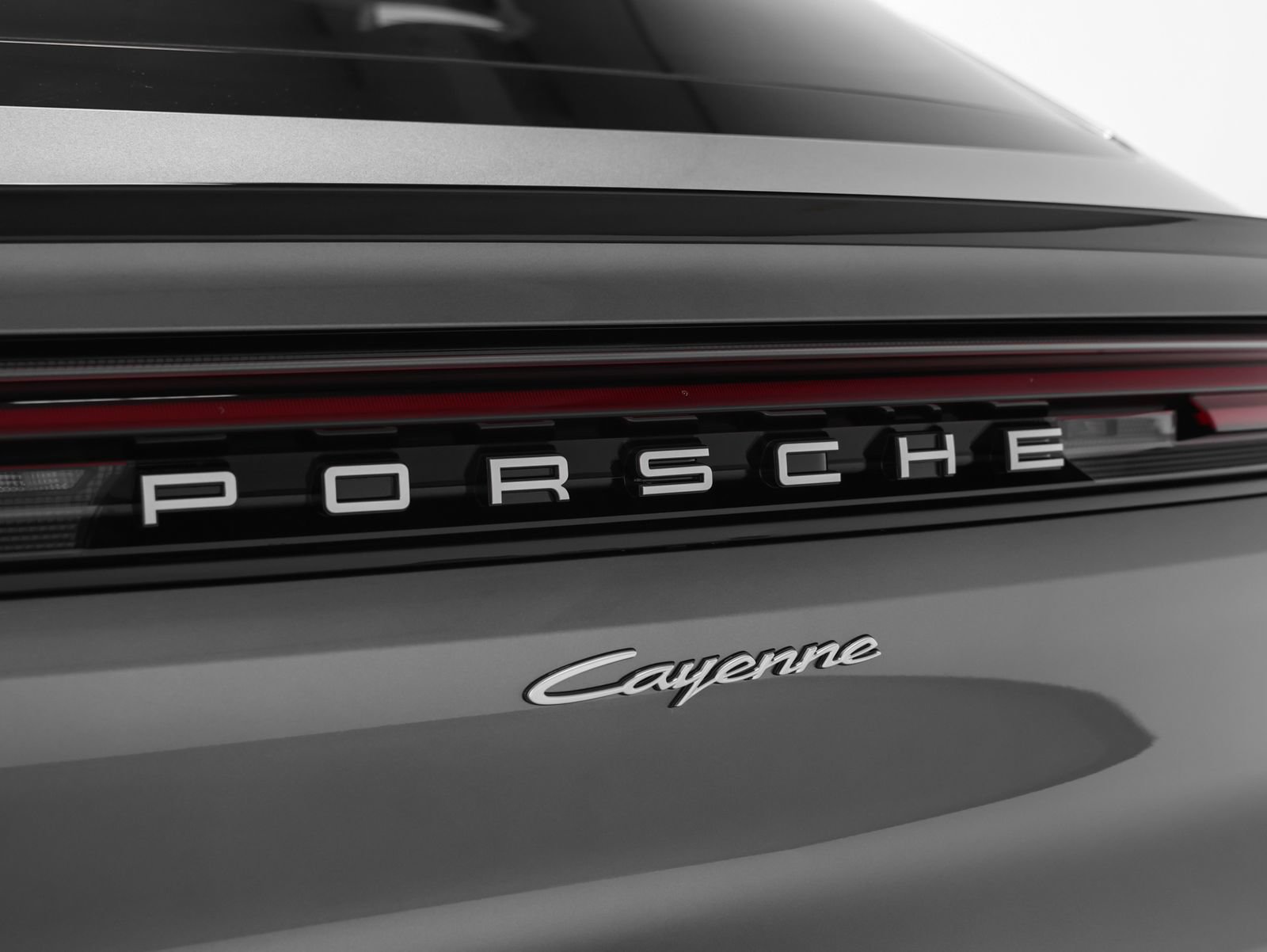 New 2026 Porsche Cayenne E-Hybrid Coupe AWD/4WD image 19