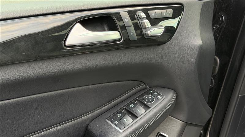 Used 2017 Mercedes-Benz GLE 350 4MATIC image 22