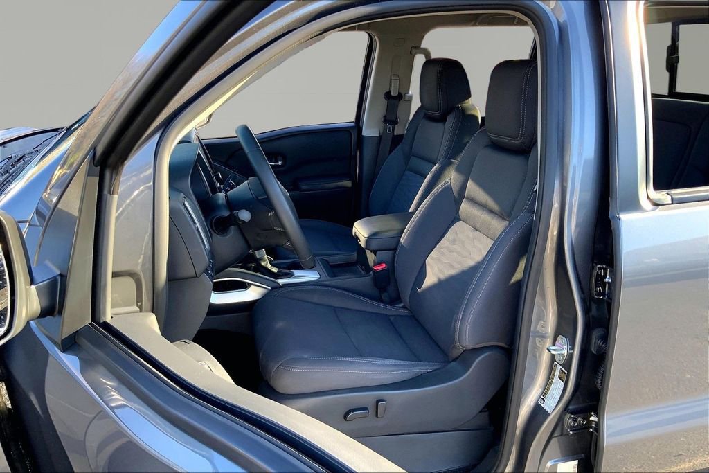 Used 2023 Nissan Frontier SV w/ SV Convenience Package image 15