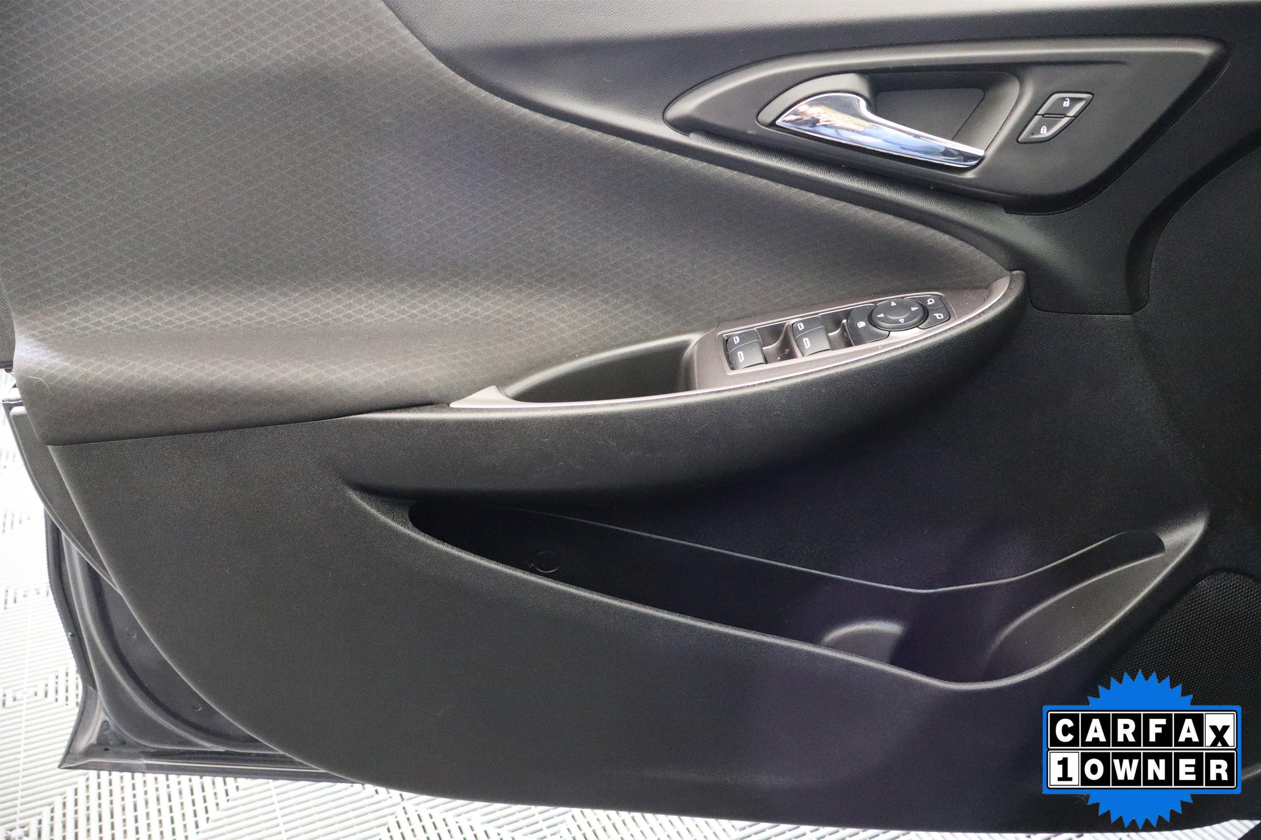 Used 2023 Chevrolet Malibu RS image 34